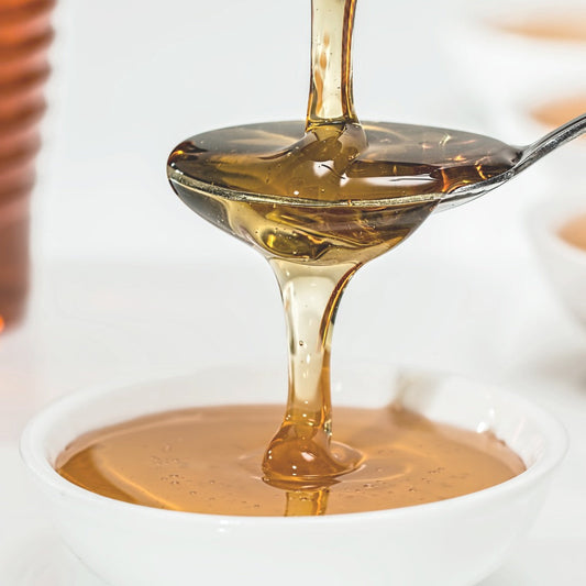 Sweet Skin Secrets: The Beneftis of Raw Honey  + 3 Simple DIY Recipes